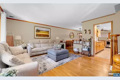 19 Dalton Place, Bergenfield, NJ 07621 - Photo 4