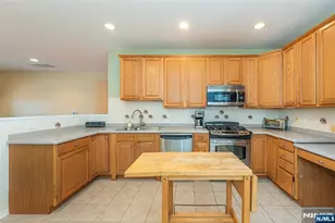 10323 Warrens Way 61, Wanaque, NJ 07465 - Photo 12