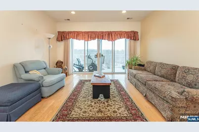 10323 Warrens Way 61 #61, Wanaque, NJ 07465 - Photo 4