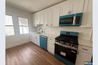 16 Lexington Avenue 2L #2L, Montclair, NJ 07042 - Photo 16