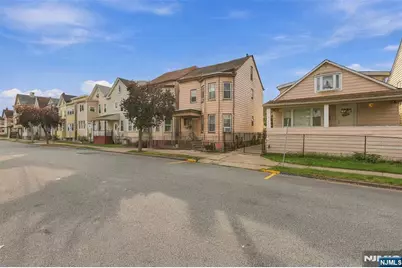 1044 22nd Street, Paterson, NJ 07513 - Photo 2