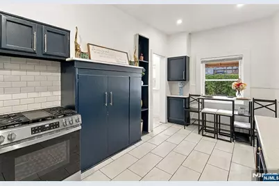 59 E Stockton Place, East Orange, NJ 07017 - Photo 16