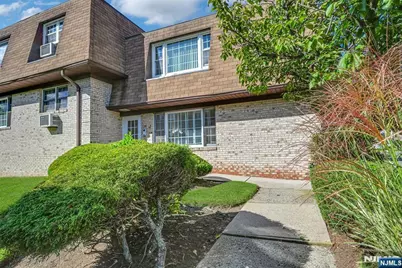 180 S Washington Avenue B1 #B1, Bergenfield, NJ 07621 - Photo 1