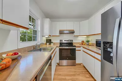 180 S Washington Avenue B1 #B1, Bergenfield, NJ 07621 - Photo 10