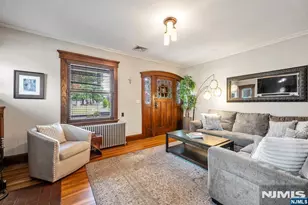 365 Walthery Ave, Ridgewood, NJ 07450 - Photo 6