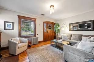 365 Walthery Ave, Ridgewood, NJ 07450 - Photo 6