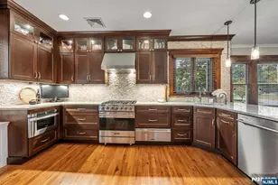 365 Walthery Ave, Ridgewood, NJ 07450 - Photo 12
