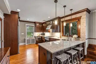 365 Walthery Ave, Ridgewood, NJ 07450 - Photo 10
