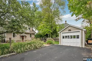 365 Walthery Ave, Ridgewood, NJ 07450 - Photo 38