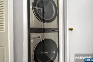216 Harmon Cove Tower, Secaucus, NJ 07094 - Photo 18