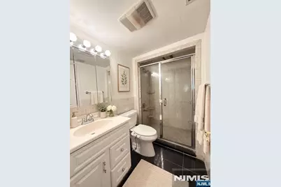 1 Iron Forge Square 20 #20, Pompton Lakes, NJ 07442 - Photo 6