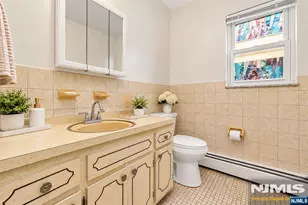 55 Westervelt Pl, Lodi, NJ 07644 - Photo 6