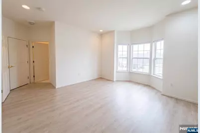 18 Windsor Drive, Lincoln Park, NJ 07035 - Photo 22