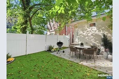277 3rd Street 2 #2, Jersey City, NJ 07302 - Photo 2