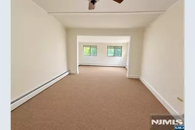 123 E Linden Avenue 2 #2, Englewood, NJ 07631 - Photo 2