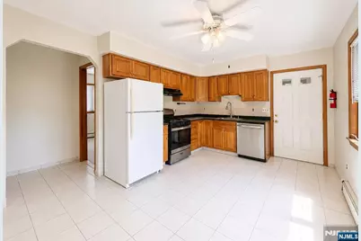 120 Fenner Avenue 2 #2, Clifton, NJ 07013 - Photo 12