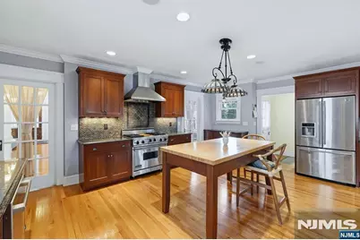 57 Vreeland Avenue, Midland Park, NJ 07432 - Photo 12