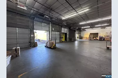 450 Murray Hill E #E, East Rutherford, NJ 07073 - Photo 2