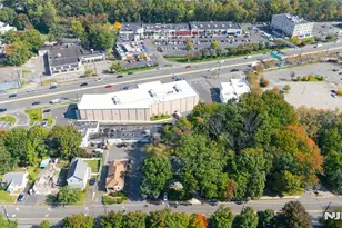 43 Spring Valley Ave, Paramus, NJ 07652 - Photo 18