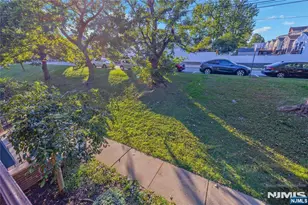 700 Schuyler D24, Kearny, NJ 07032 - Photo 22
