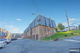 700 Schuyler D24, Kearny, NJ 07032 - Photo 20