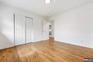 15 Monroe Pl 2, Montclair, NJ 07042 - Photo 10