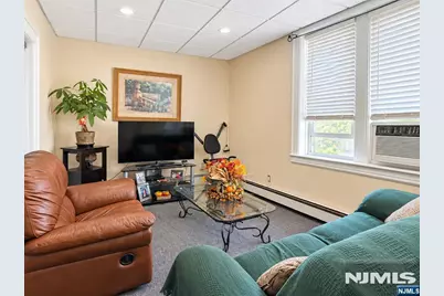 404 Broad Avenue, Palisades Park, NJ 07650 - Photo 4