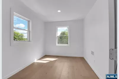 413 Paulison Avenue 2 #2, Passaic, NJ 07055 - Photo 16
