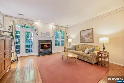 1179 Chedworth Circle, Mahwah, NJ 07430 - Photo 4