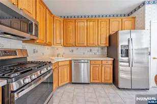 1179 Chedworth Cir, Mahwah, NJ 07430 - Photo 10