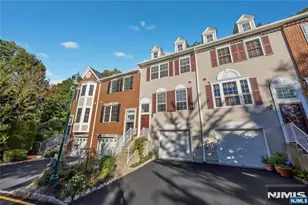 1179 Chedworth Cir, Mahwah, NJ 07430 - Photo 2