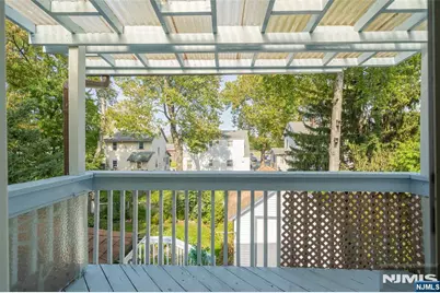 241 Roosevelt Street, Teaneck Township, NJ 07666 - Photo 24