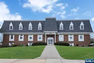 573 Valley Road 9C, Wayne, NJ 07470 - Photo 1