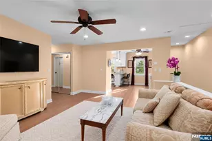 49 Knox Terrace 2A, Wayne, NJ 07470 - Photo 4