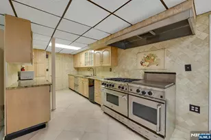 139 Middlesex Ave, Englewood Cliffs, NJ 07632 - Photo 30