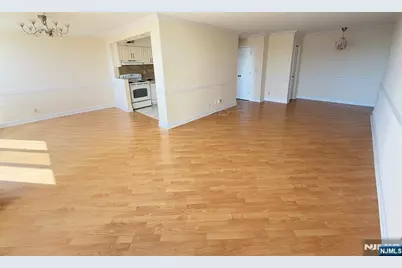 1590 Anderson Avenue 19G #19G, Fort Lee, NJ 07024 - Photo 4