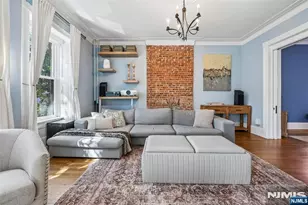 232 Montgomery Street 3, Jersey City, NJ 07302 - Photo 2