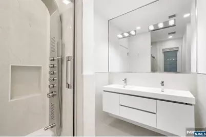 506 Undercliff Avenue, Edgewater, NJ 07020 - Photo 18