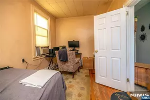 315 Pearsall Ave, Jersey City, NJ 07305 - Photo 20