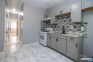 315 Pearsall Ave, Jersey City, NJ 07305 - Photo 4