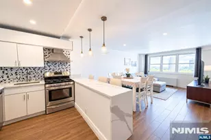7100 Jfk Blvd E 11R, Guttenberg, NJ 07093 - Photo 1