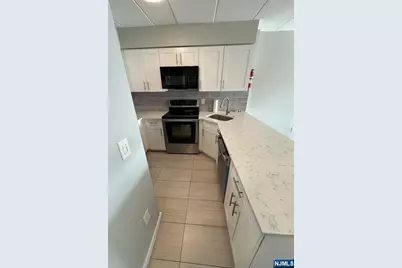 5 Linden Street 3D #3D, Hackensack, NJ 07601 - Photo 18