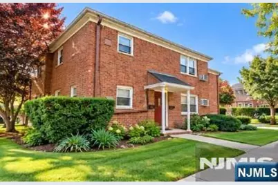 749 Broad Avenue A #A, Ridgefield, NJ 07657 - Photo 12