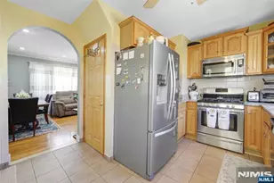 32 William St, Kearny, NJ 07032 - Photo 8