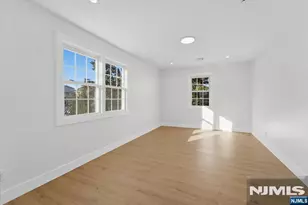 95 Rutherford Pl, North Arlington, NJ 07031 - Photo 22