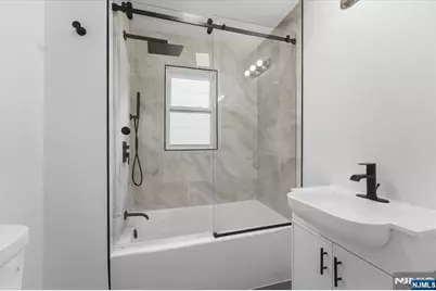 95 Rutherford Place, North Arlington, NJ 07031 - Photo 18
