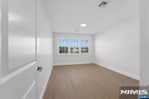 95 Rutherford Pl, North Arlington, NJ 07031 - Photo 30