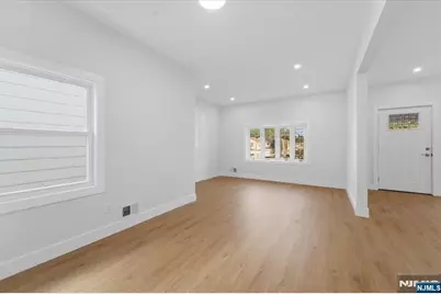95 Rutherford Place, North Arlington, NJ 07031 - Photo 16