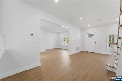 95 Rutherford Place, North Arlington, NJ 07031 - Photo 14