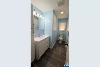 47 Cleveland Street 2nd Flr #2ND FLR, Belleville, NJ 07109 - Photo 4